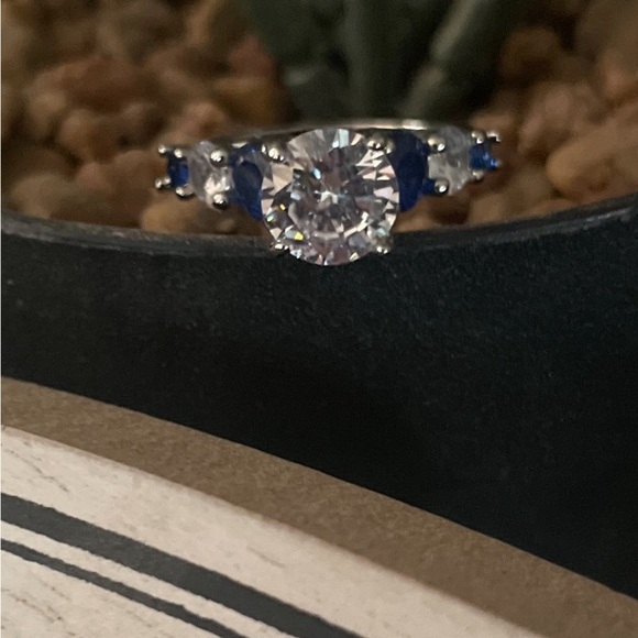 Fashion engagement CZ diamond and sapphire ring size 8.5 - Picture 5 of 5